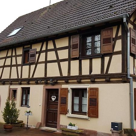 GITE AU PETIT RUISSEAU-Etage et combles-maison alsacienne 4 personnes 3 nuitées minimum Langensoultzbach Exterior foto
