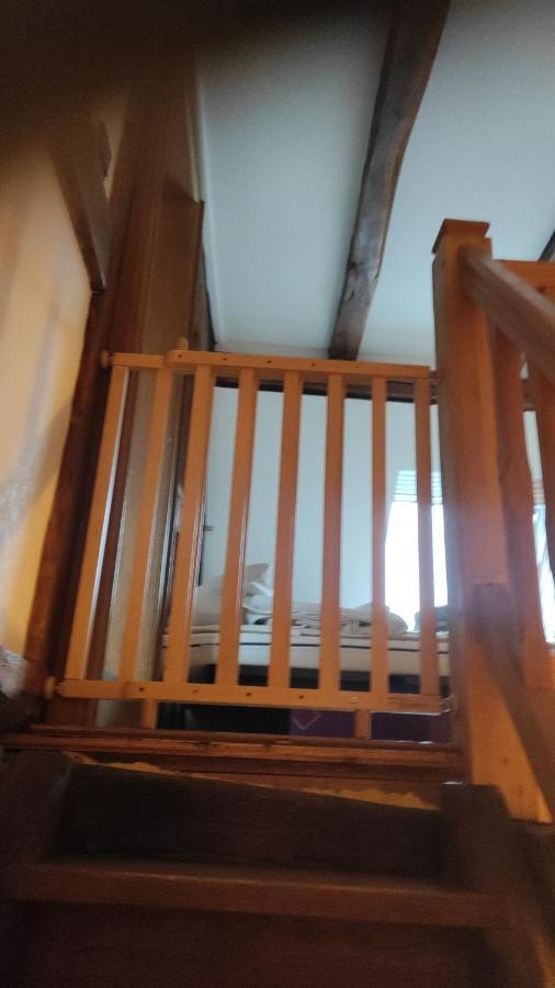 GITE AU PETIT RUISSEAU-Etage et combles-maison alsacienne 4 personnes 3 nuitées minimum Langensoultzbach Exterior foto