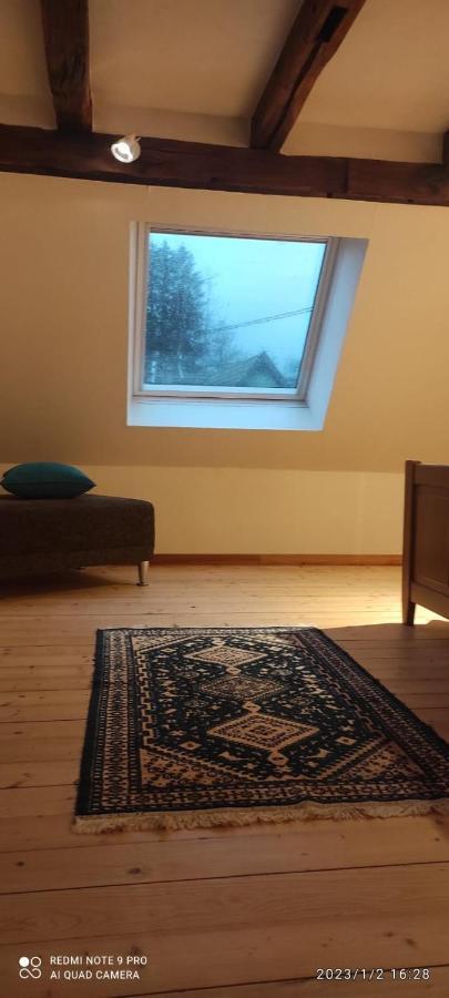 GITE AU PETIT RUISSEAU-Etage et combles-maison alsacienne 4 personnes 3 nuitées minimum Langensoultzbach Exterior foto